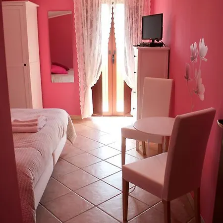 La Casa Di Attilio Nocleg ze śniadaniem